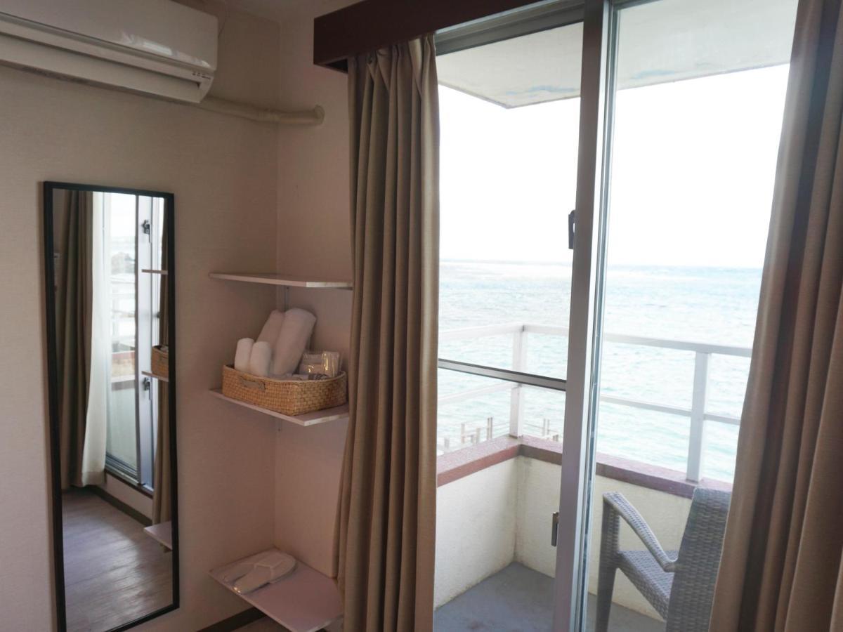 Hotel Oceans Nakijin Exterior photo